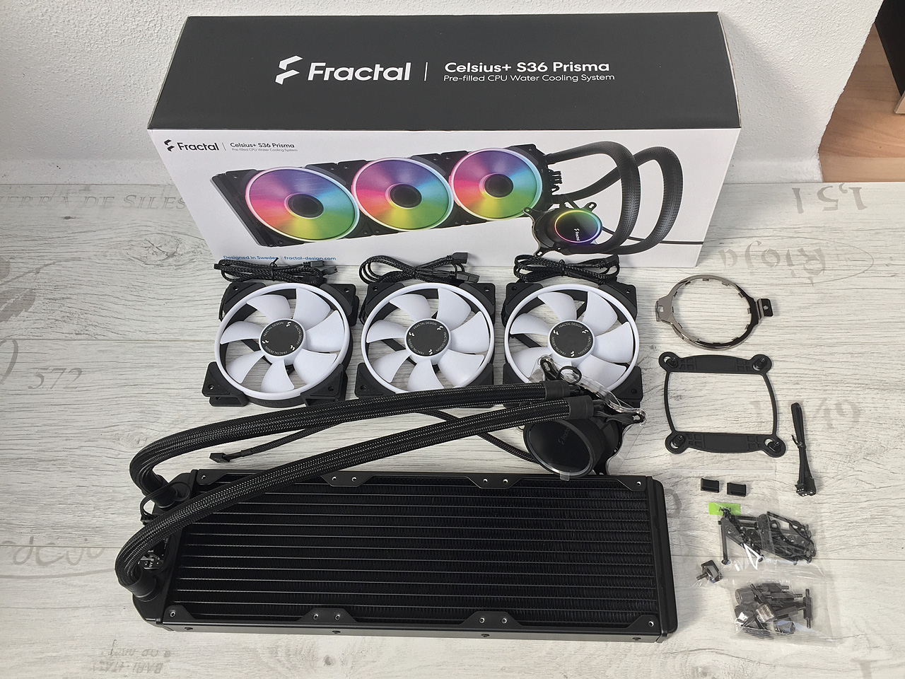 Fractal Design vydává novou řadu AIO vodních chladičů Celsius+