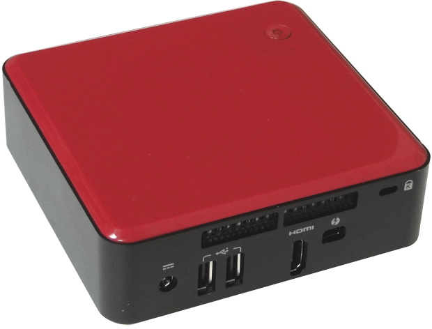 Intel NUC – počítač 11 × 11 cm s Intel Ivy Bridge