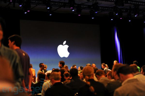 Apple představuje iOS 5, Mac OS X Lion a iCloud