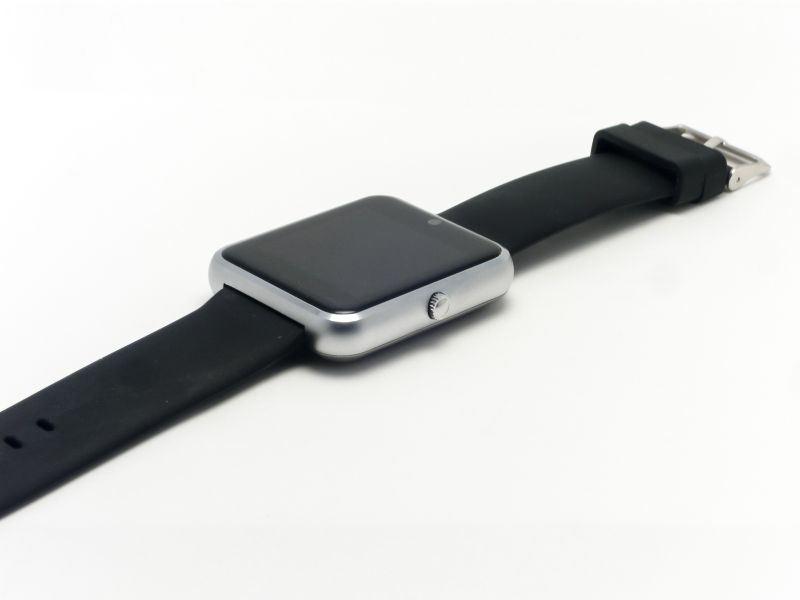 Haier Watch V1: „Apple Watch“ po asijsku a levně