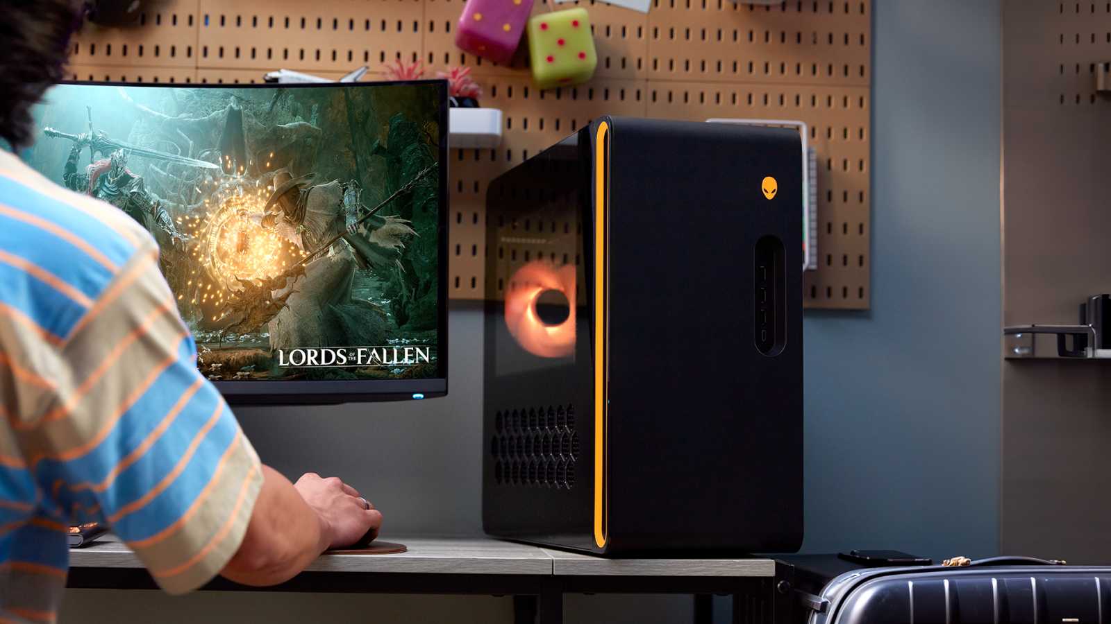 Alienware představuje novou Auroru R16 s kompaktnější skříní a lepším chlazením