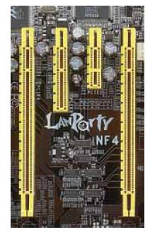 Nové základní desky DFI