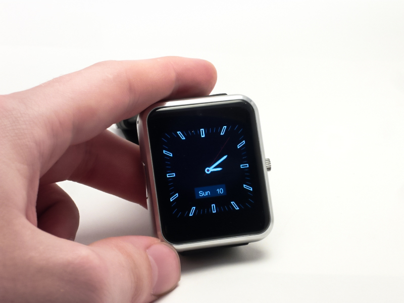 Haier Watch V1: „Apple Watch“ po asijsku a levně