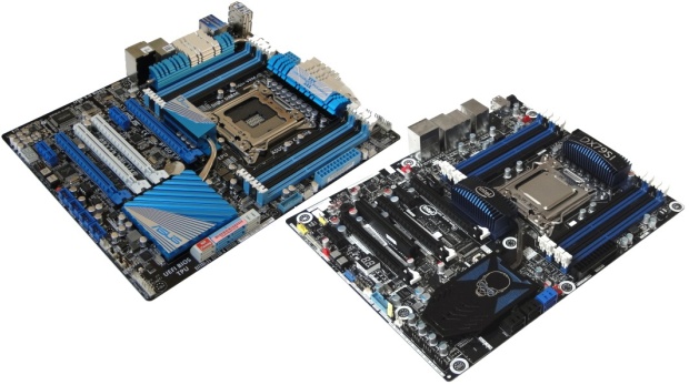 Duel X79 Express desek – Asus P9X79 Dlx a Intel DX79SI