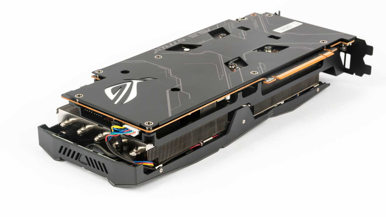 Asus ROG Strix RX 5700: karta bez kompromisů