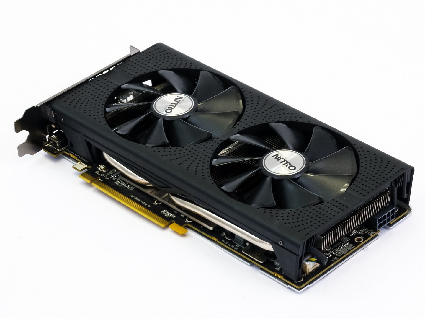 4 vs. 8 GB paměti na Sapphire Nitro+ Radeon RX 470 OC