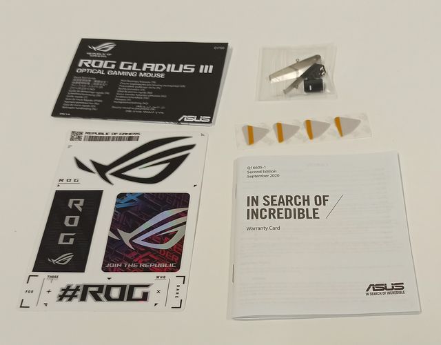 Asus ROG Gladius III - stylová herní myš se super výbavou