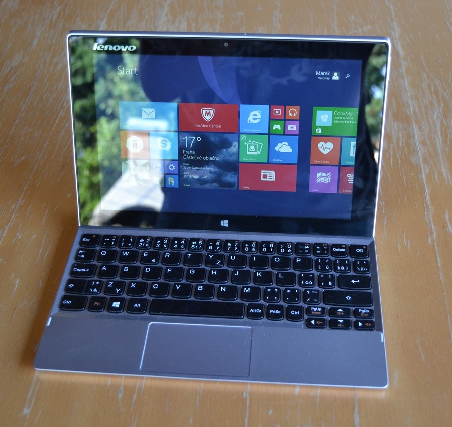 Acer Aspire Switch 10 a Lenovo Miix 2 10: s Win 8.1 pod 10 tisíc