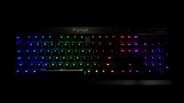 CES 2014: Corsair představil prototyp klávesnice Vengeance K70 se spínači Cherry MX RGB