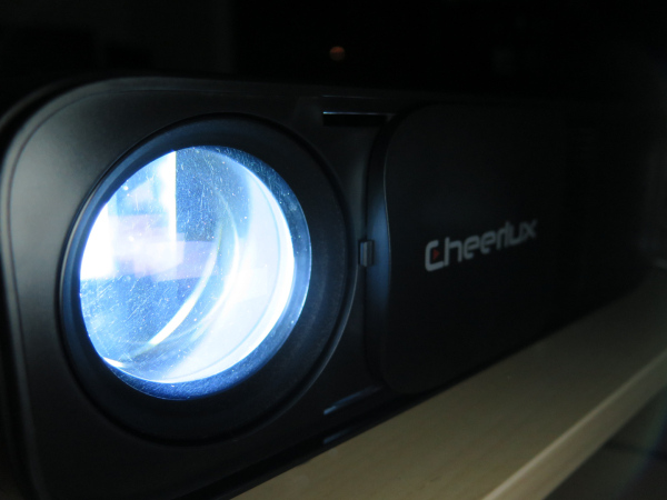 Cheerlux CL760 – levný projektor z Číny: znovu a lépe 