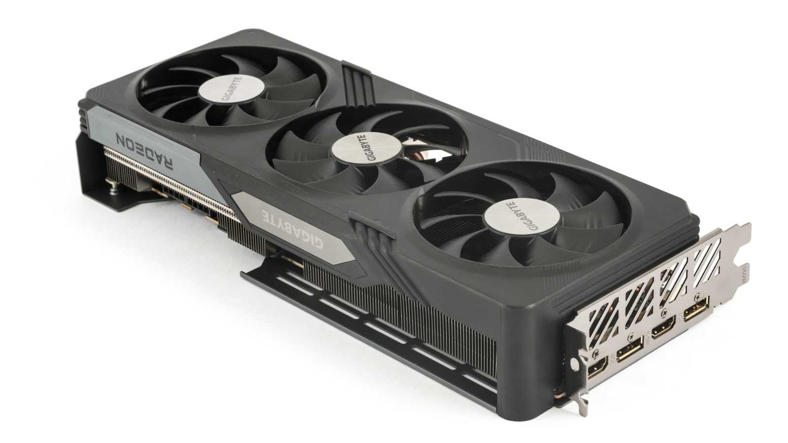 Test Gigabyte Radeon RX 7800 XT Gaming OC: jako RX 6800 XT po faceliftu