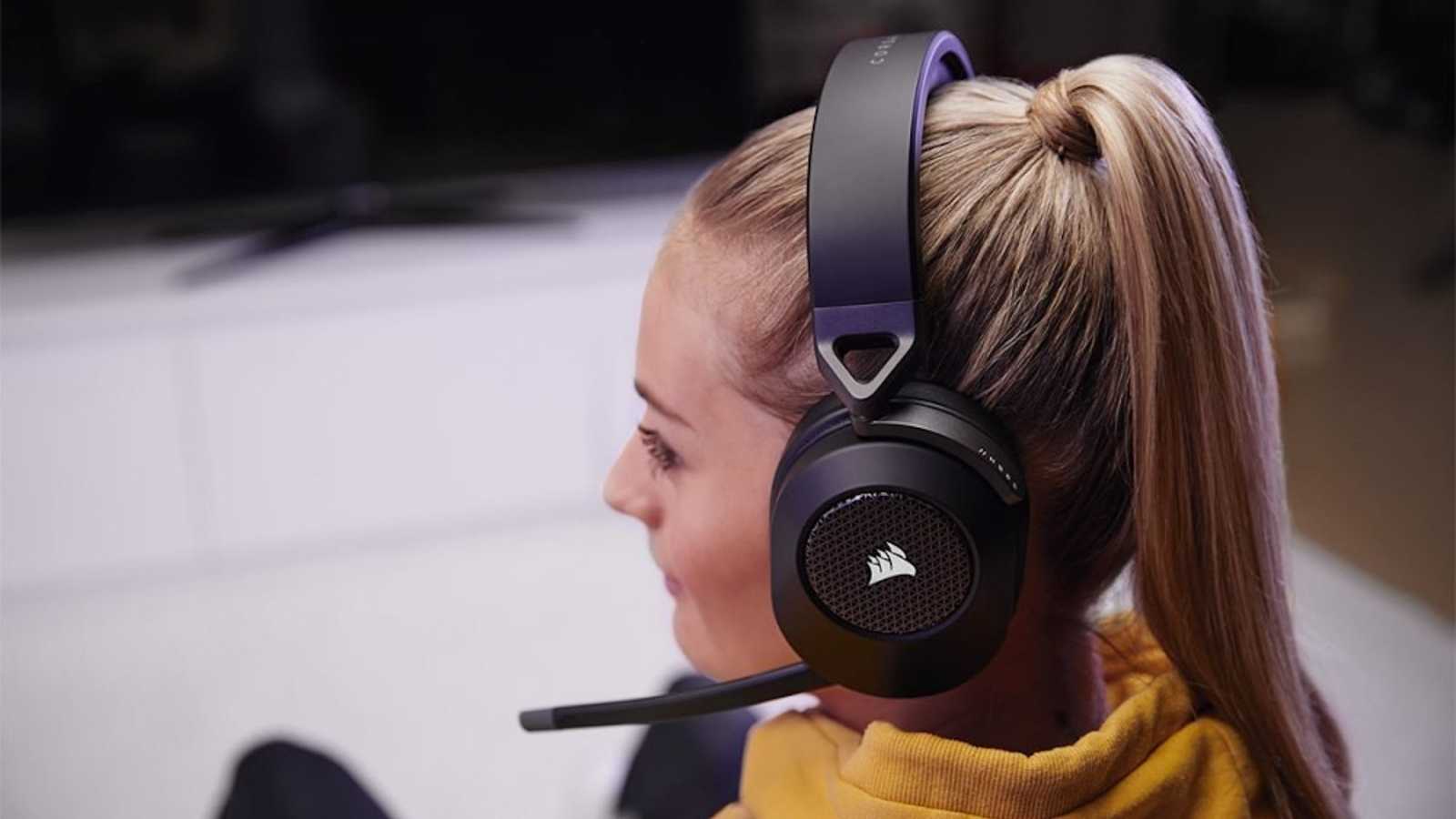 Corsair HS65 Wireless: V headsetu jako v bavlnce