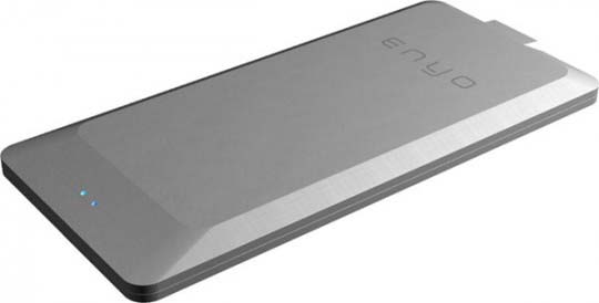 OCZ Enyo - futuristický externí SSD disk