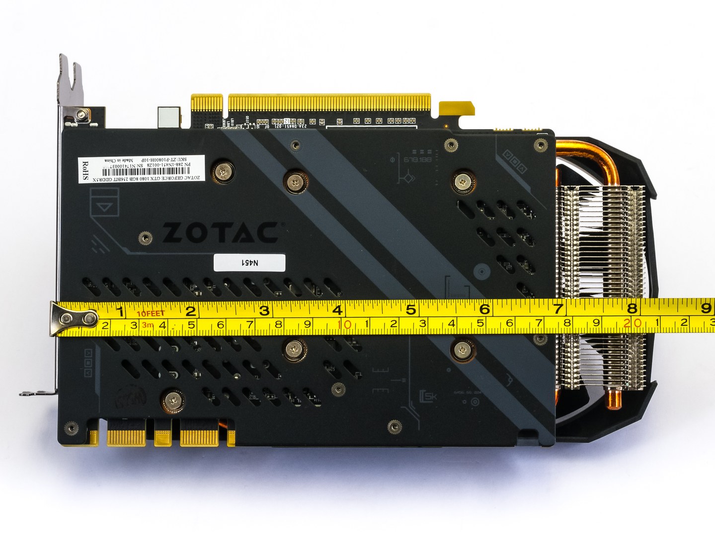 Zotac GTX 1080 Mini: „zabiják“ GTX 1070 Ti v testu