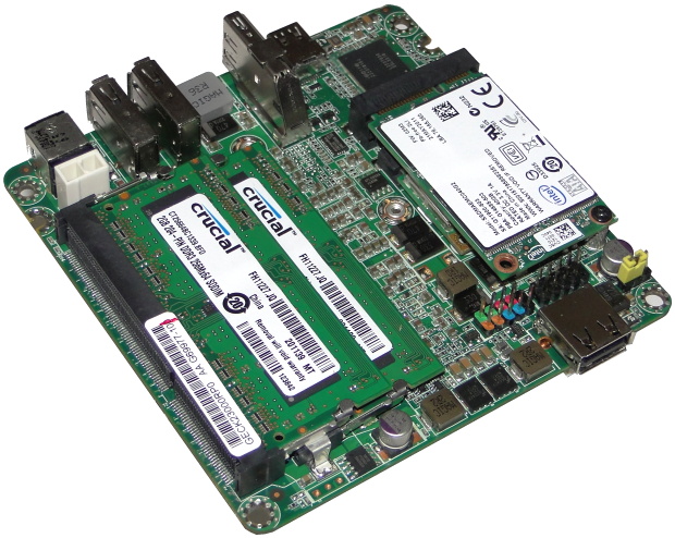 Intel NUC – počítač 11 × 11 cm s Intel Ivy Bridge