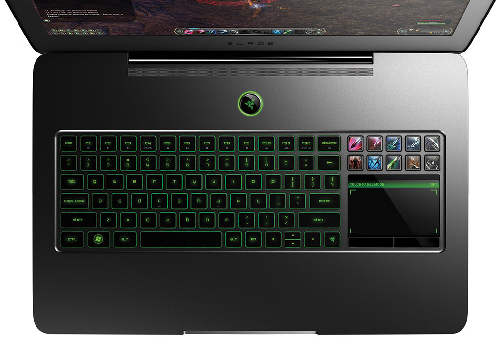 Razer Blade: Nejtenčí 17palcový herní notebook má tloušťku 2,2 cm