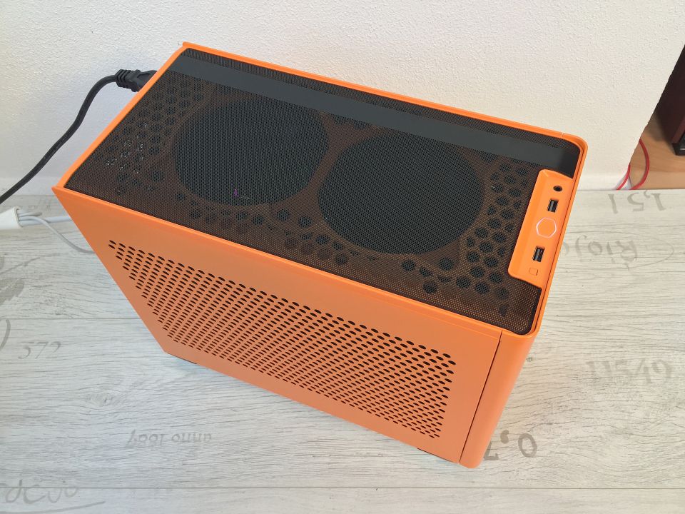 Test mini-ITX skříně Cooler Master MasterBox NR200P Color