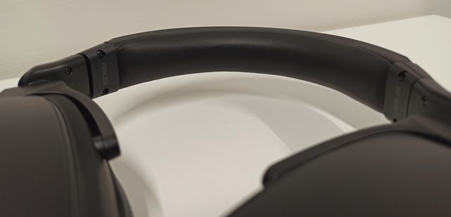 ASUS ROG Delta S herní headset i pro poslech muziky