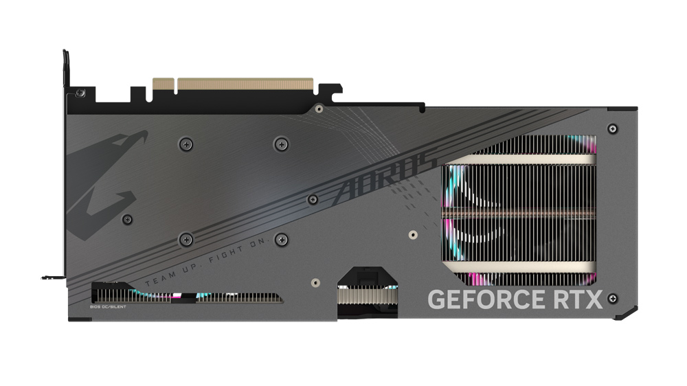 Test Gigabyte Aorus GeForce RTX 4060 Elite 8G: Tiché a chladné monstrum