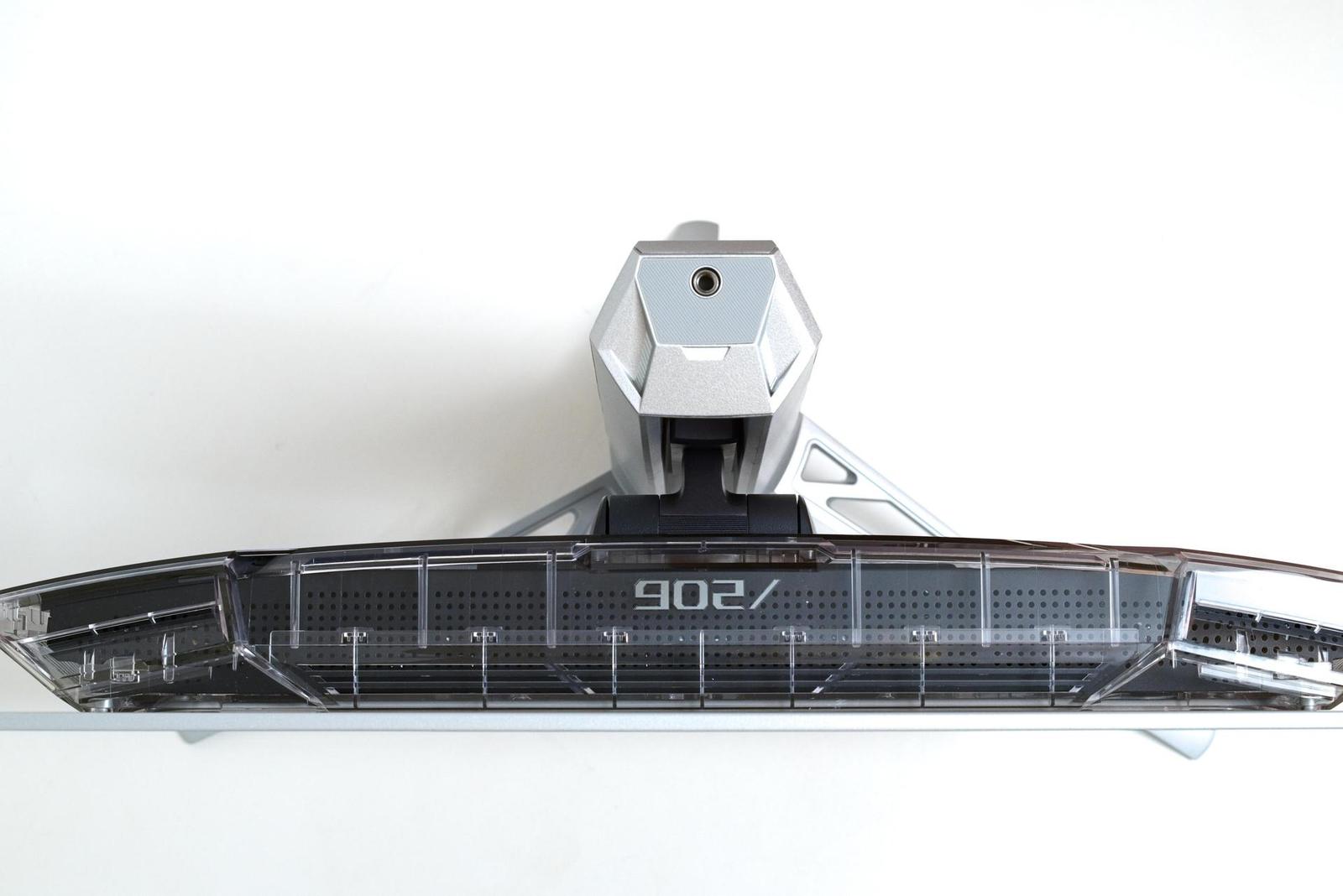 Test monitoru Asus ROG Swift PG27AQWP-W. Nejlepší OLED umí až 720 Hz