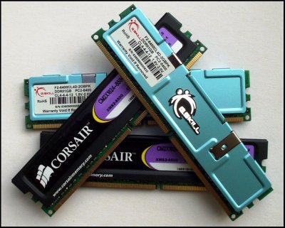 Bleskovka : 2x 1GB DDR2 - Corsair + G.Skill v testu