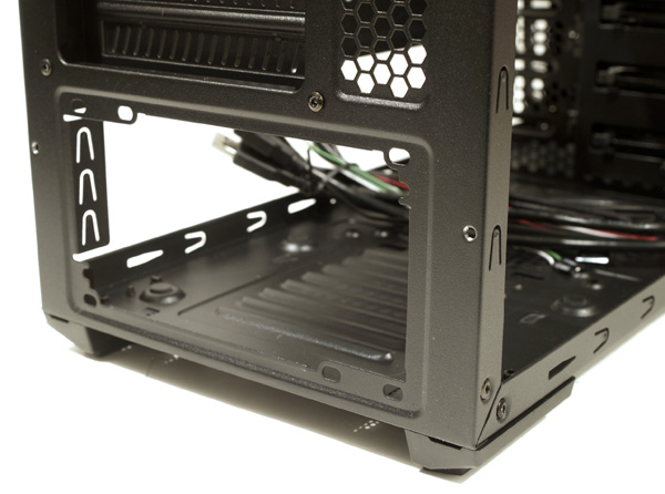 Zalman Z11 Plus – ve stylu dynamiky za 1800 korun