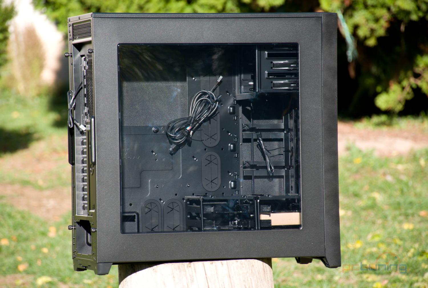 Corsair Obsidian 750D Airflow Edition: Pro pořádný průvan