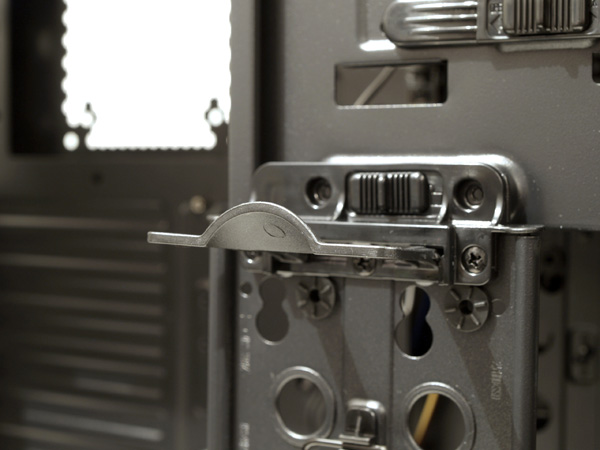 Enermax Fulmo – průměr v kategorii mainstream