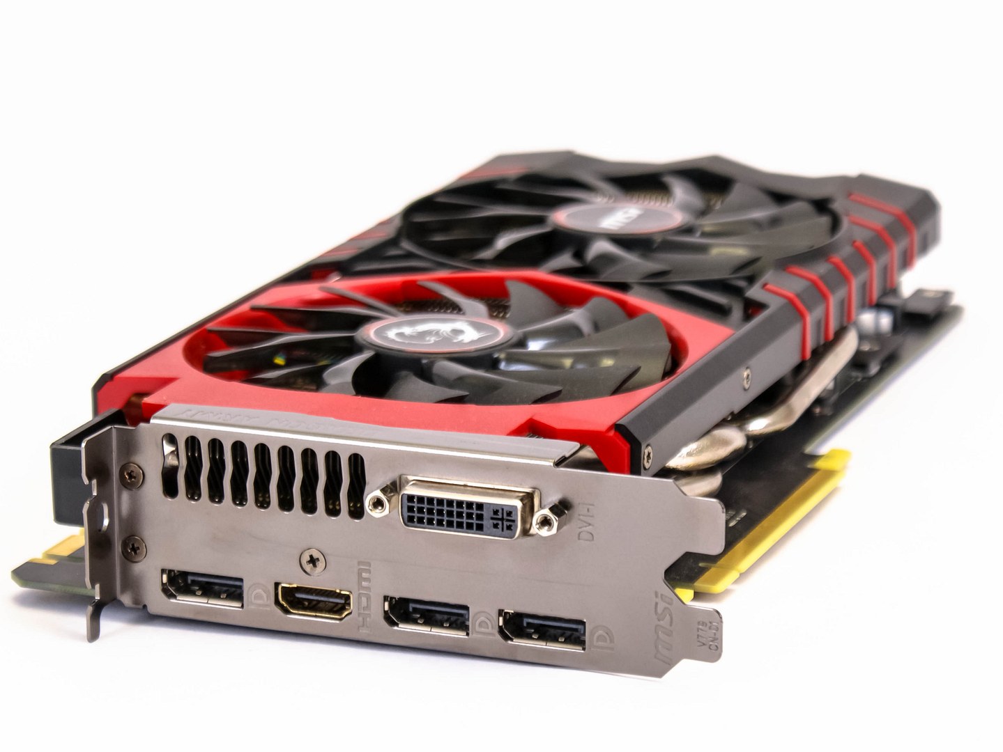 MSI GeForce GTX 980 Gaming a Asus GTX 980 STRIX v testu