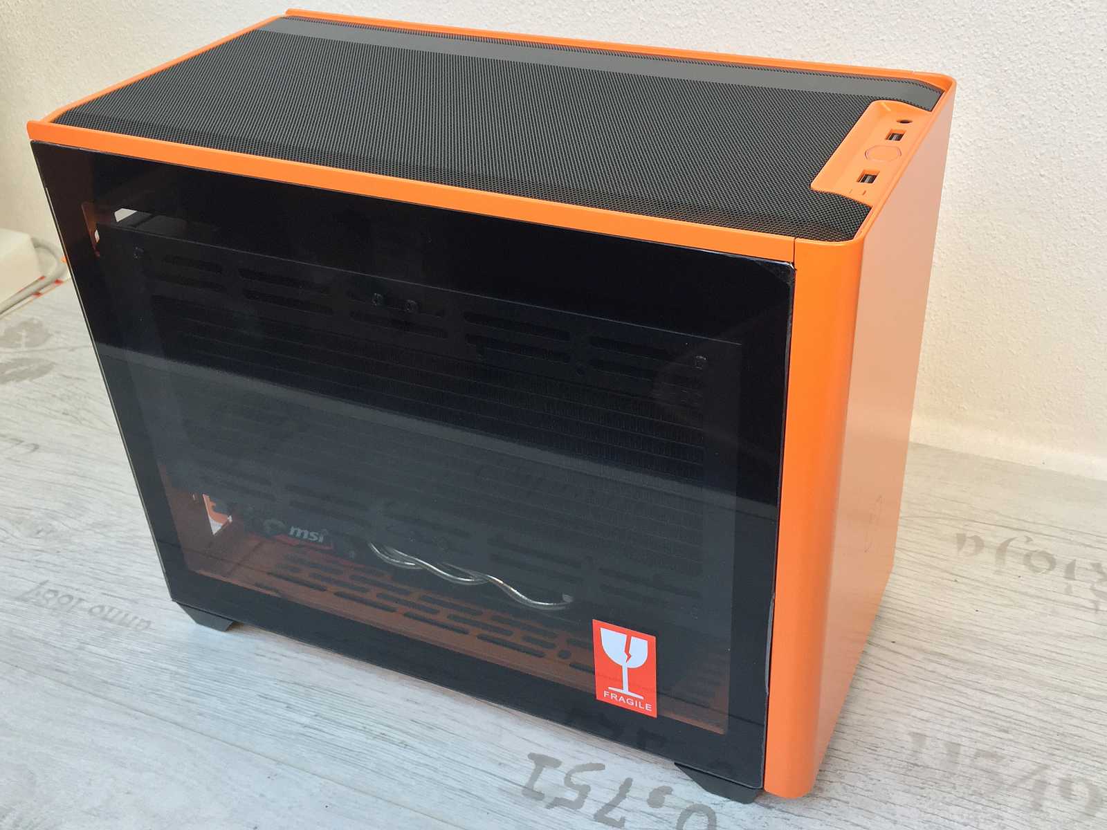 Test mini-ITX skříně Cooler Master MasterBox NR200P Color