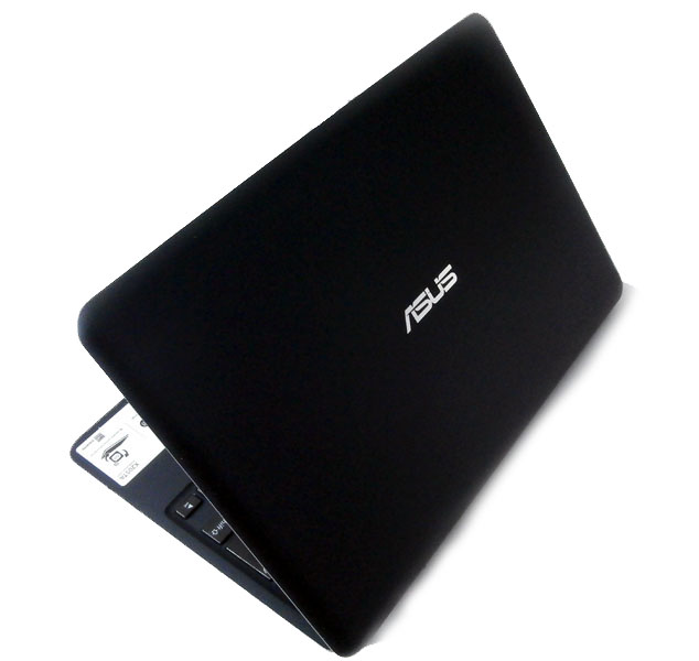 Souboj 11,6" bingbooků za šest tisíc od ASUS a Acer 