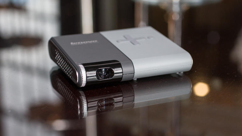 MWC 2015: nový kompaktní projektor Lenovo Pocket Projector