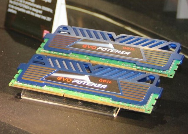 GeIL představuje výkonné DDR3 paměti EVO Potenza s frekvencí 3000 MHz [Computex]