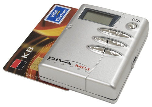 Pětice MP3 přehrávačů s kapacitou 256MB do 5000 Kč