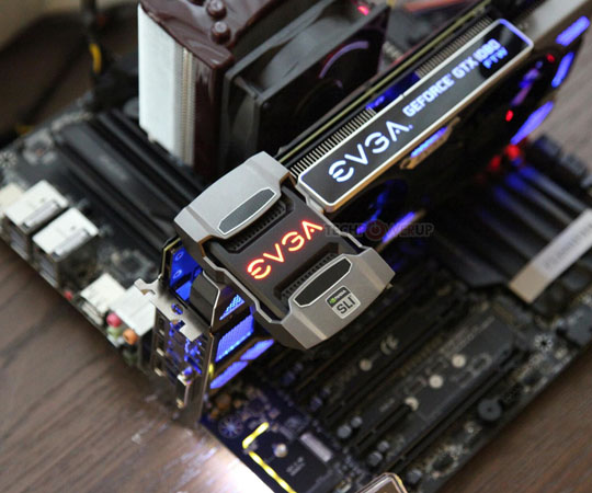 EVGA odhalila GeForce GTX 1070 SC, nové SLI můstky a adaptér pro napájení grafik z čela