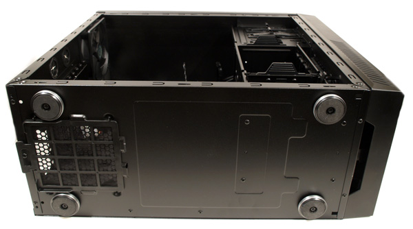 CoolerMaster Silencio 550 – nejlepší case za cenu okolo 1800 Kč