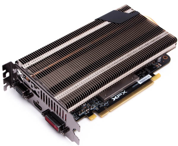 XFX představilo dvojici pasivně chlazených grafických karet ze série Radeon R7 200 