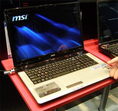 CEBIT 2010: stánek MSI - fotoreportáž 2/2