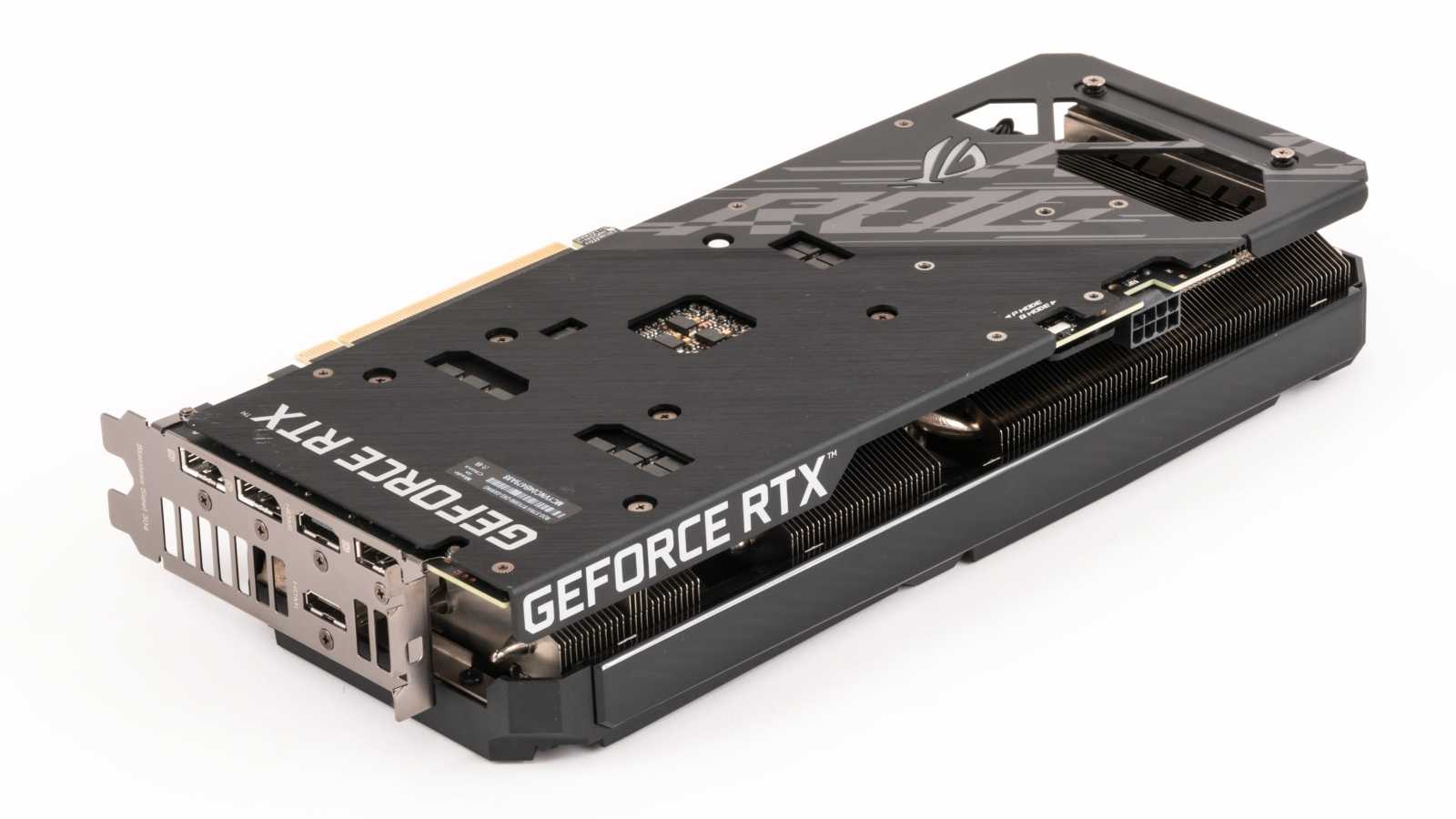 Asus ROG Strix GeForce RTX 3050 OC Edition 8GB: extrémní výbava, extrémní cena