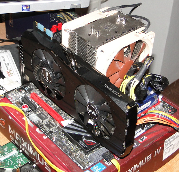 2× Asus: GeForce Poseidon GTX 780 a GTX 780 Ti DC2 OC