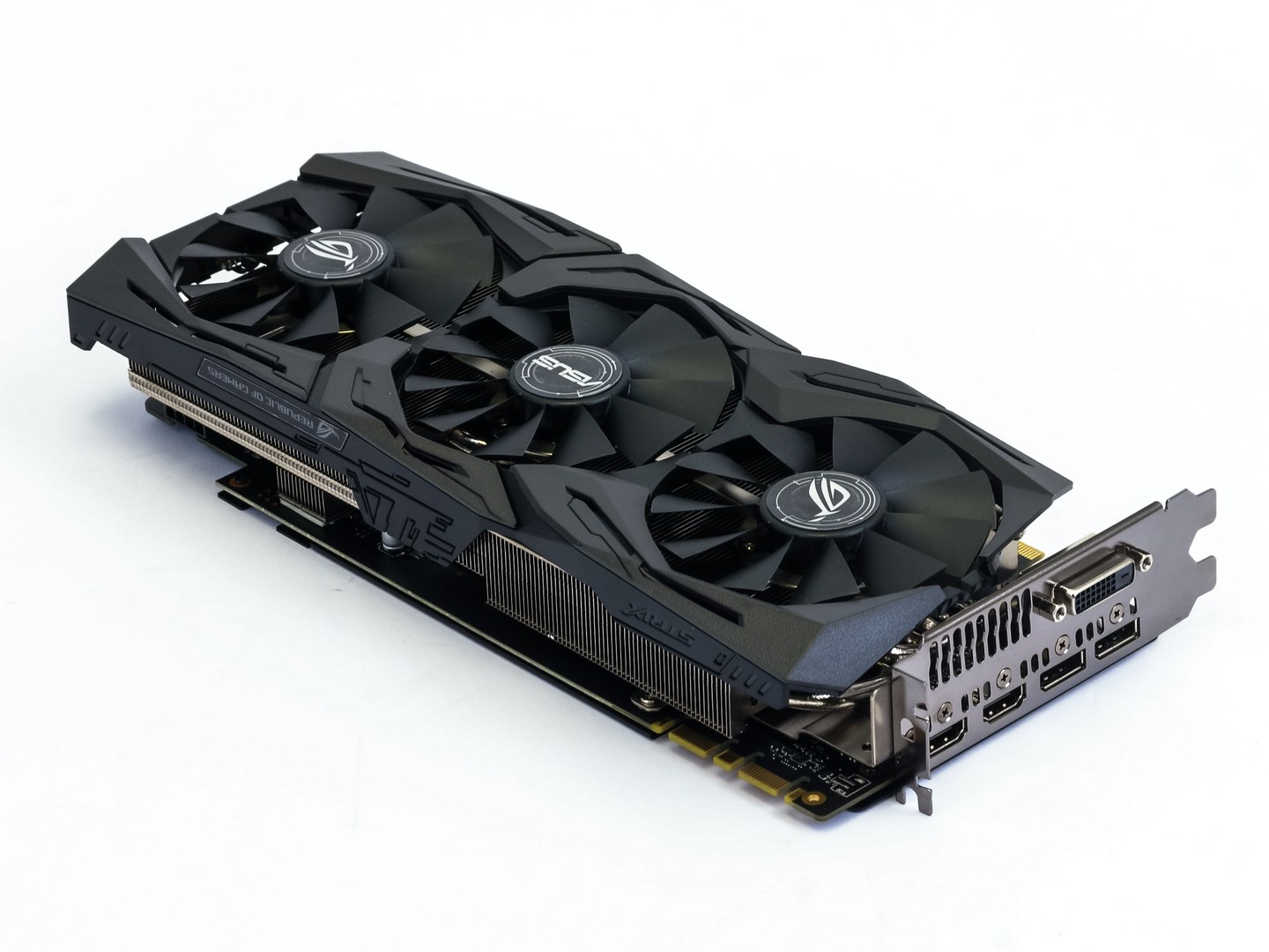 Nová Asus ROG Strix GeForce GTX 1070 Ti Gaming v testu 