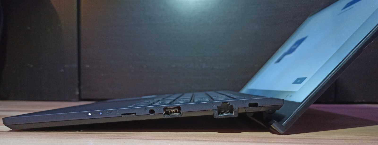 ASUS ExpertBook B1 B1500 – svižný notebook domů i do práce