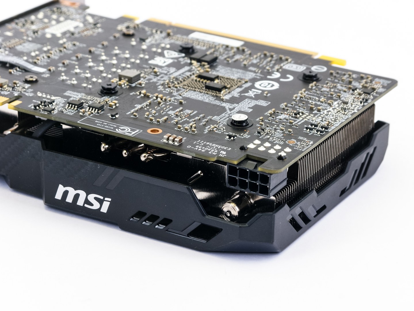 MSI GF GTX 1070 Aero ITX OC: velká karta v malém balení