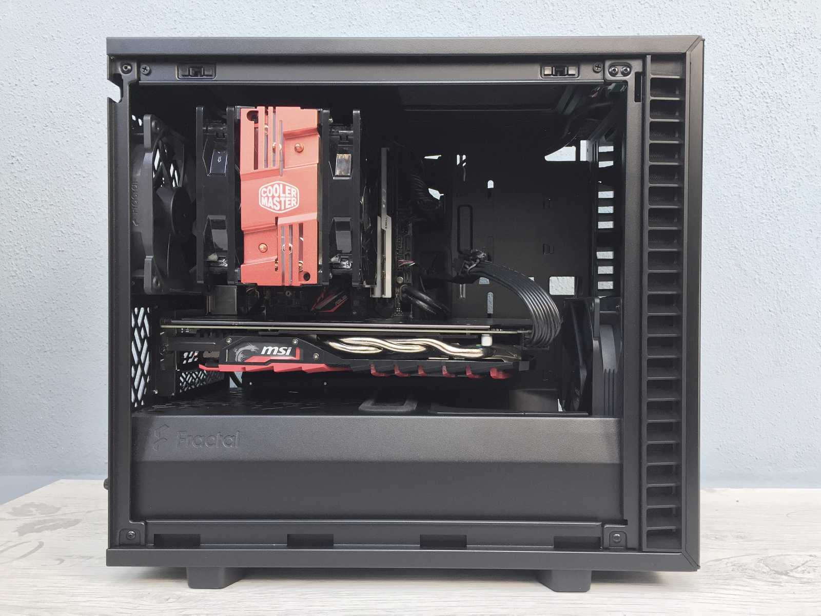 Test skříní Fractal Design Meshify 2 Mini a Define 7 Nano