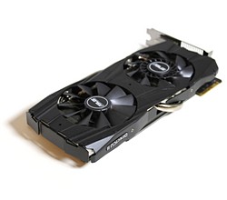 ASUS vám umožní zvolit barvu GeForce GTX 780 Ti DirectCU II