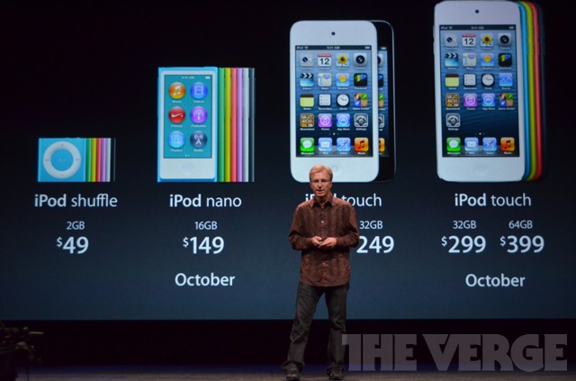 Přímý přenos z Apple Keynote s uvedením nového iPhone 5