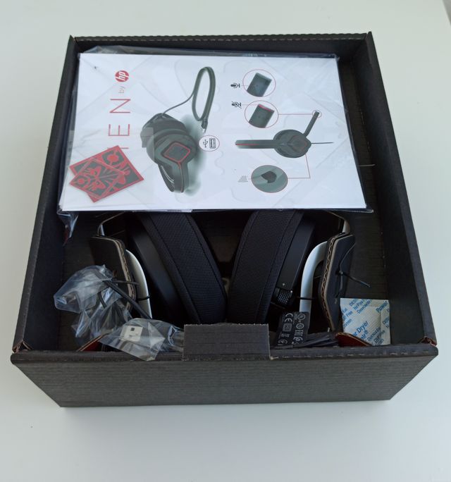 Vybavení  HP OMEN - klimatizovaný headset a fajn myš