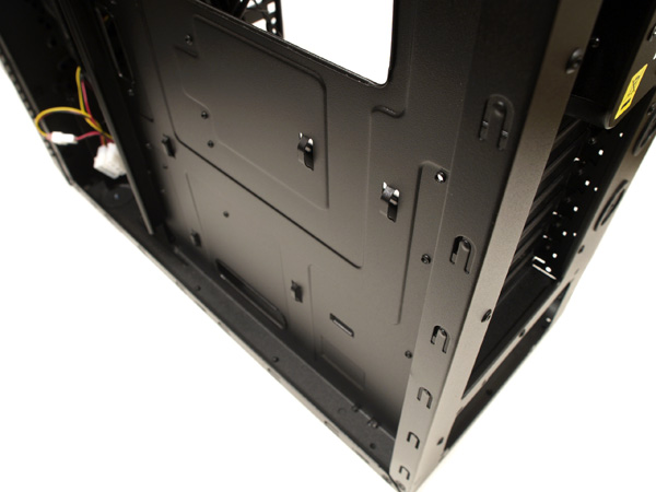 CoolerMaster Silencio 550 – nejlepší case za cenu okolo 1800 Kč