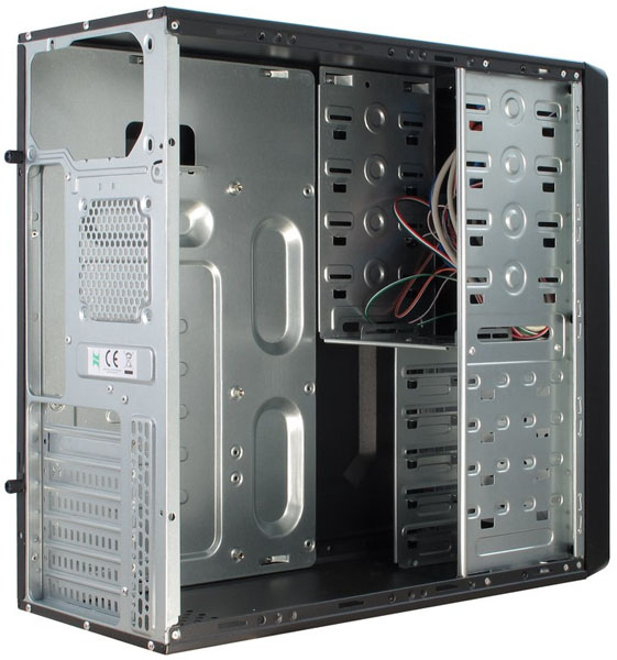 Inter-Tech SY-113 – cenově dostupná midi tower PC skříň pro nenáročné uživatele