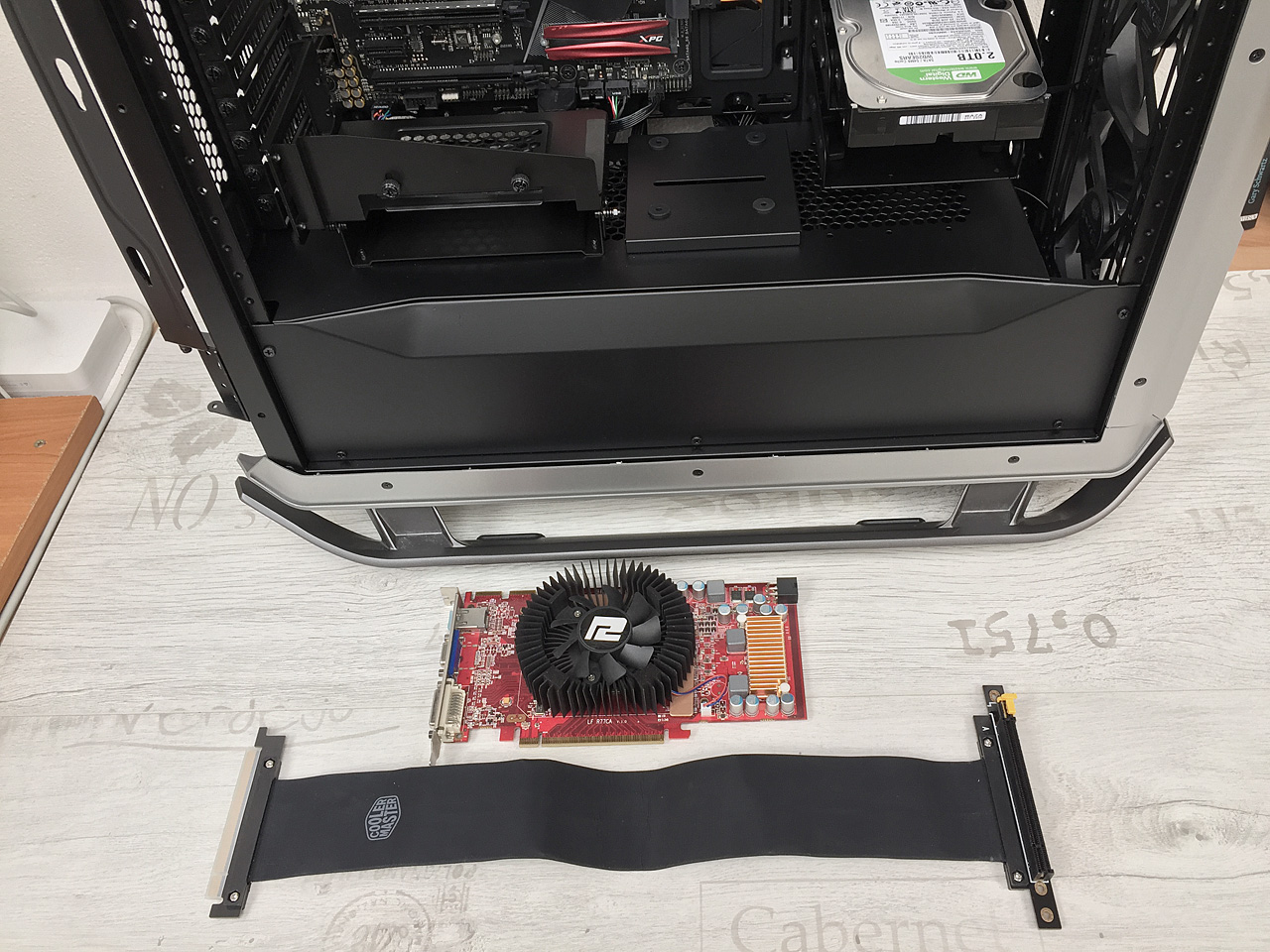 Test Cooler Master COSMOS C700M: Jaká je skříň za 13 tisíc